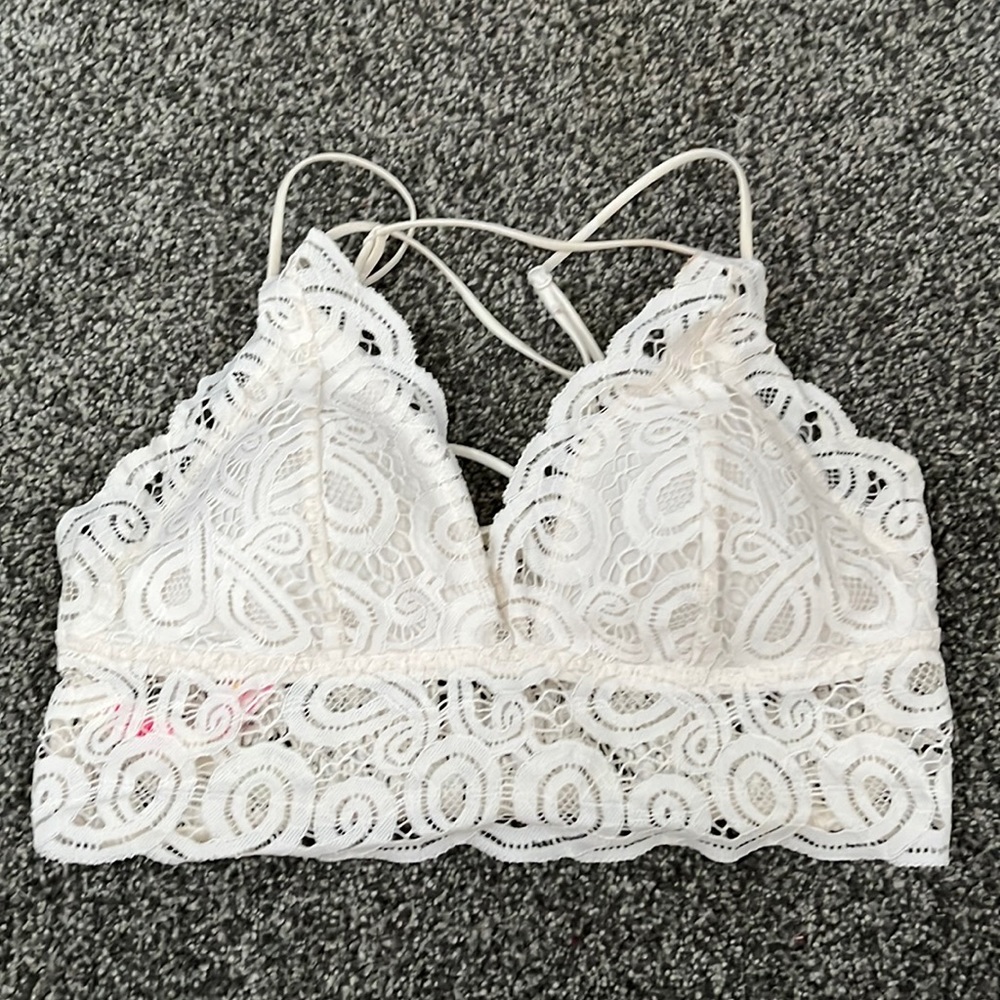 PINK White lace bralette